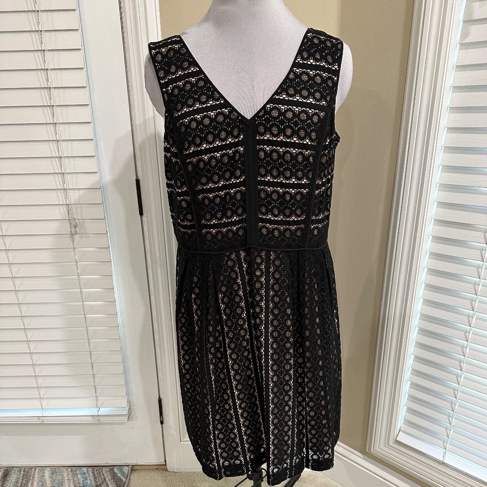 Loft Black & Nude Summer Dress, size 18